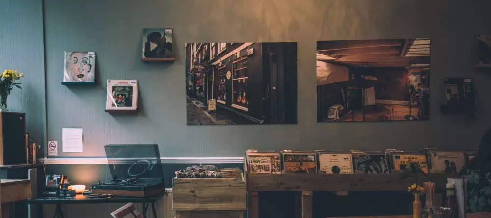 Wieso sollte ich eine Leinwand online bestellen? Fotoleinwände in Musikladen.