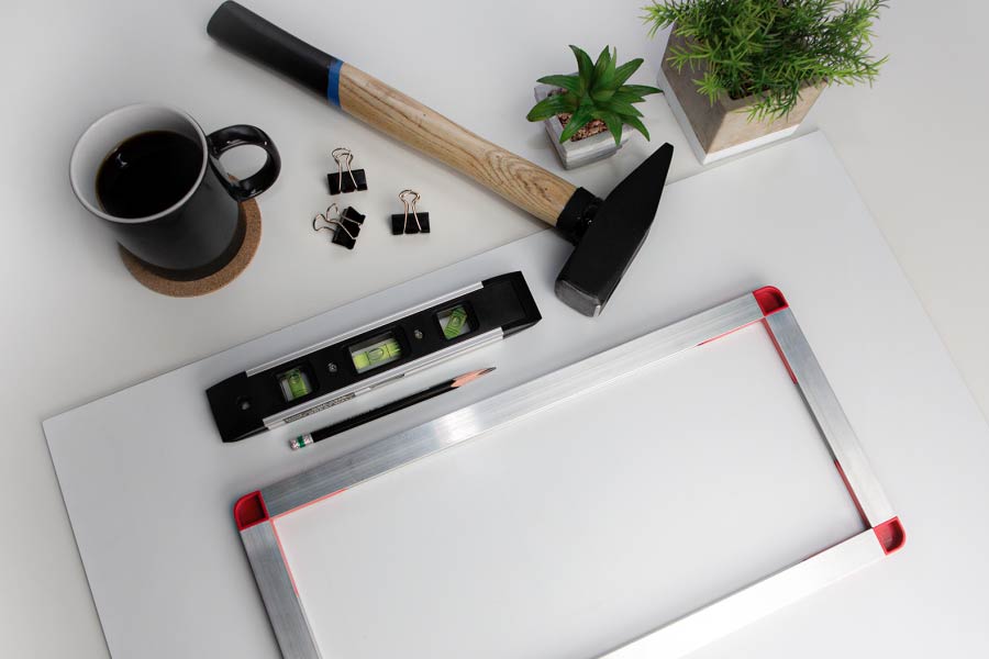 How to Hang Aluminium Prints
