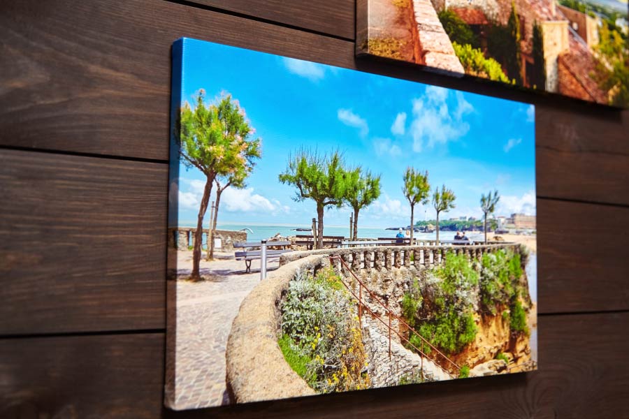 How to Hang a Canvas Print